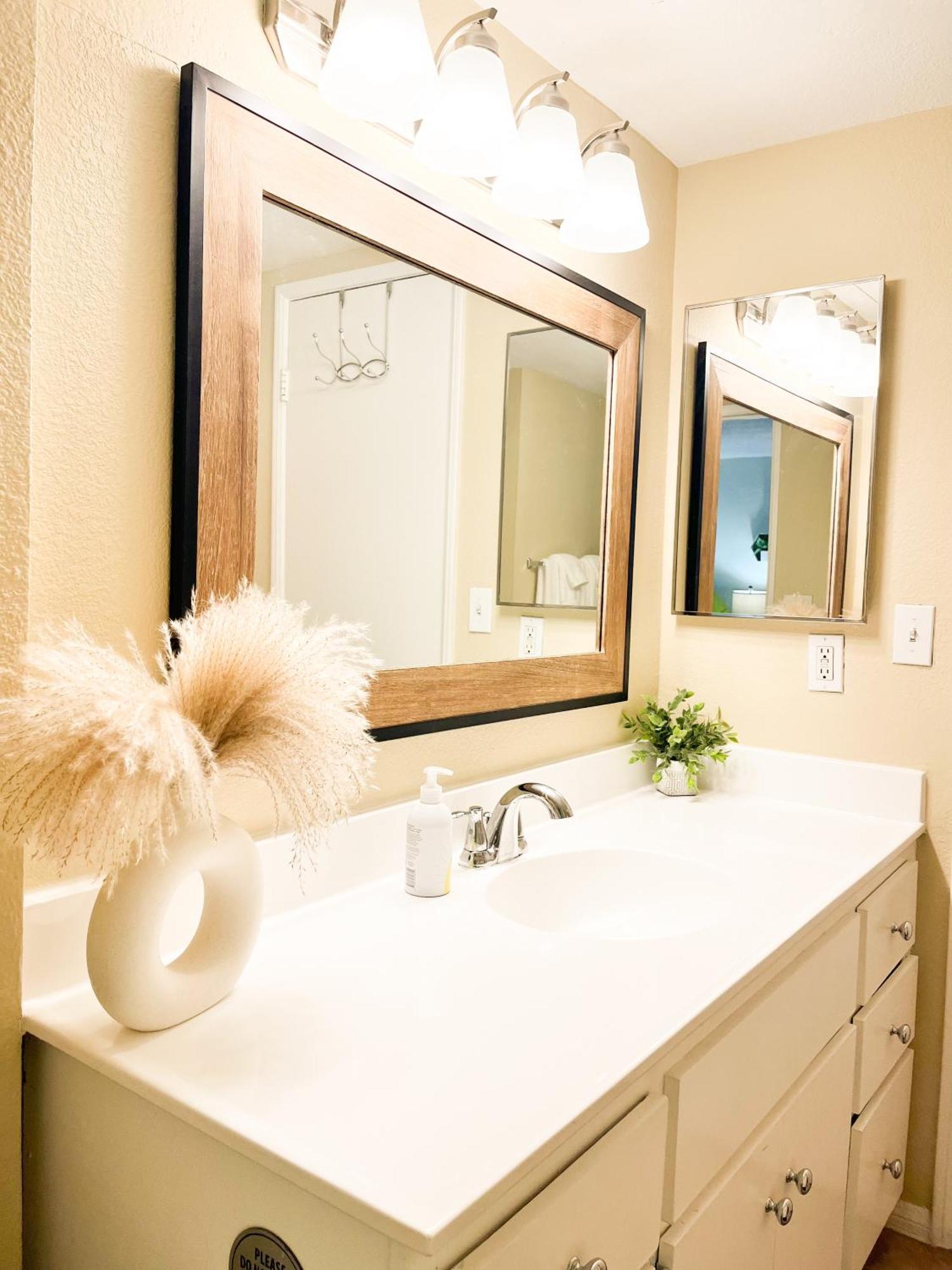 Stylish 2 Bedroom Near Ontario Airport Fontana Esterno foto